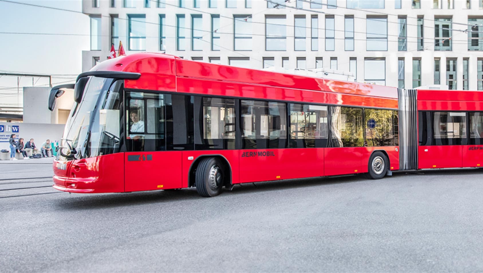 BERNMOBIL roter Bus